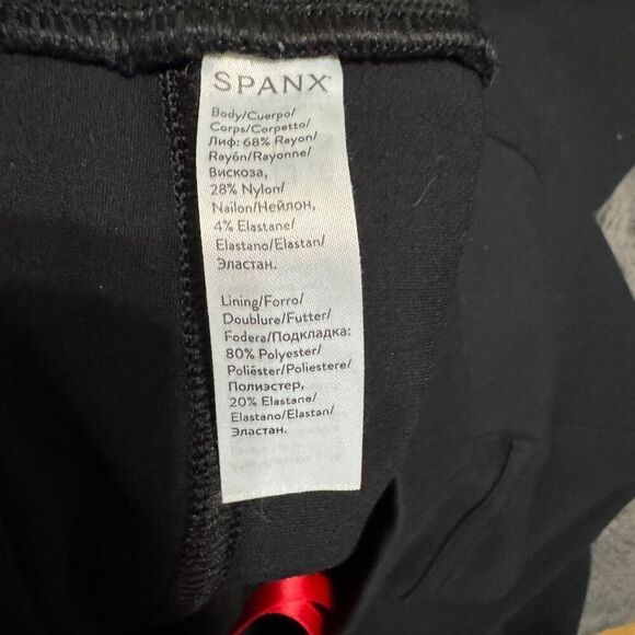 SPANX The Perfect Black Pant, Ankle 4-Pocket size large - Picture 6 of 7